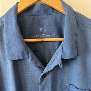 Tommy Bahama Casual Blue Button Down Shirt